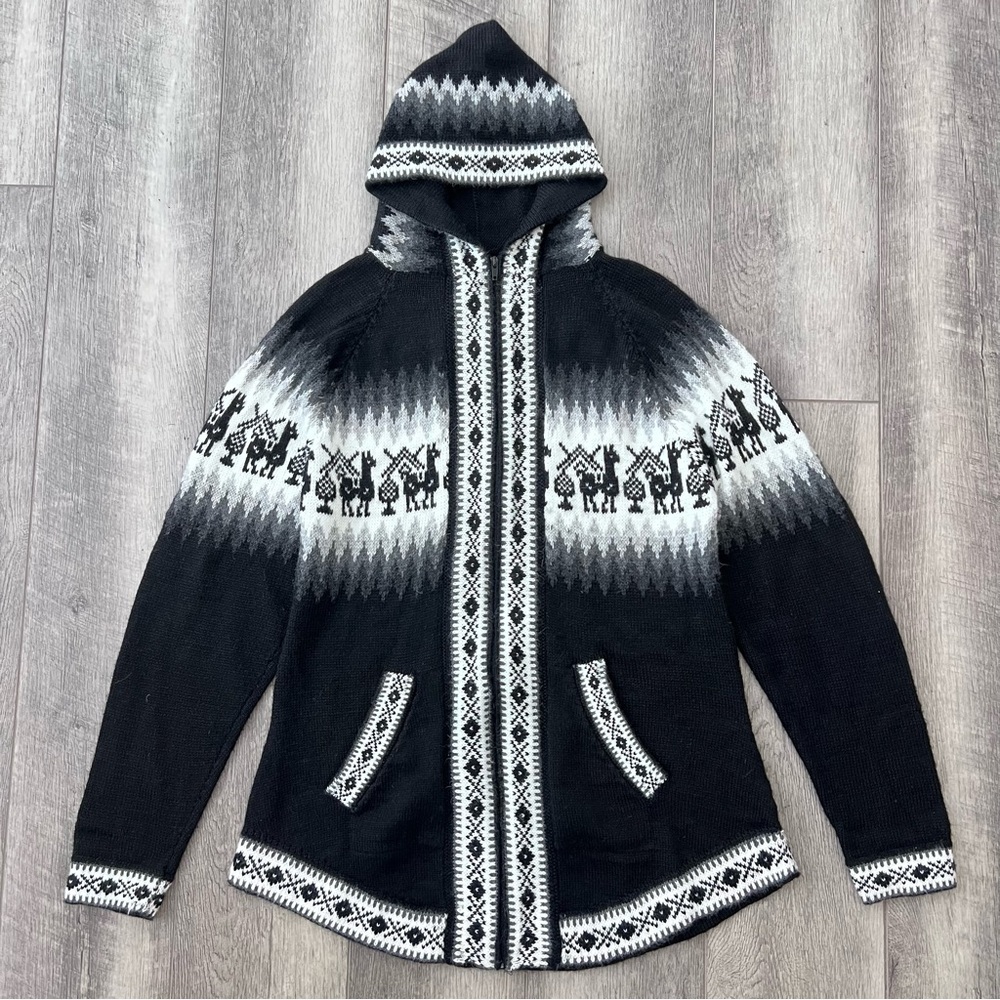 Black & White Hooded Nordic Alpaca-Style Women's Sweater